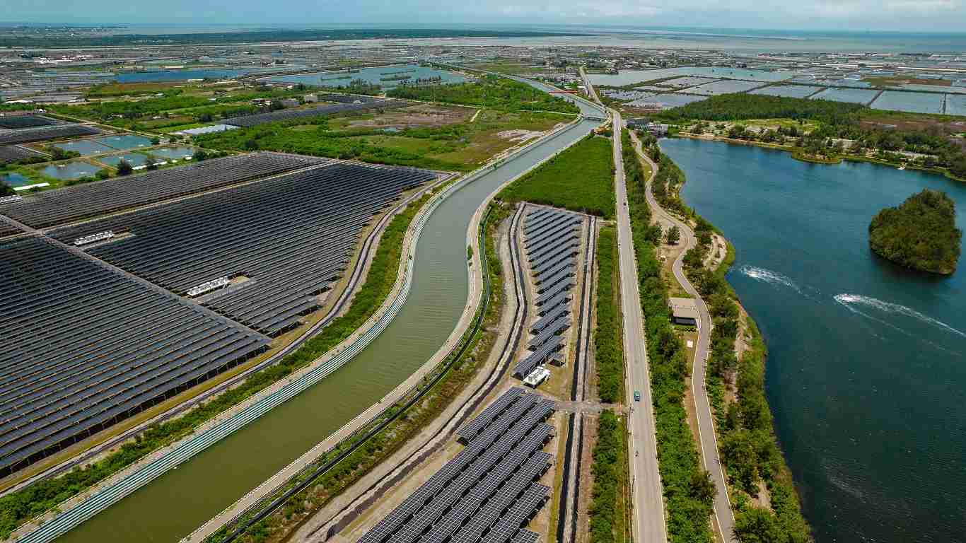 Wepay能源事业提供智慧能源管理、、、、太阳能监控管理、、全方位电厂建置及运维解决方案，，，并拥有管理超过6000案场的经验